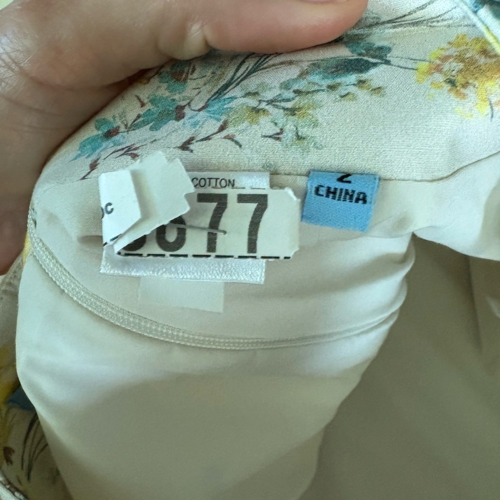 Antonio Melani Floral Cream Skirt Size 2 - Picture 8 of 9